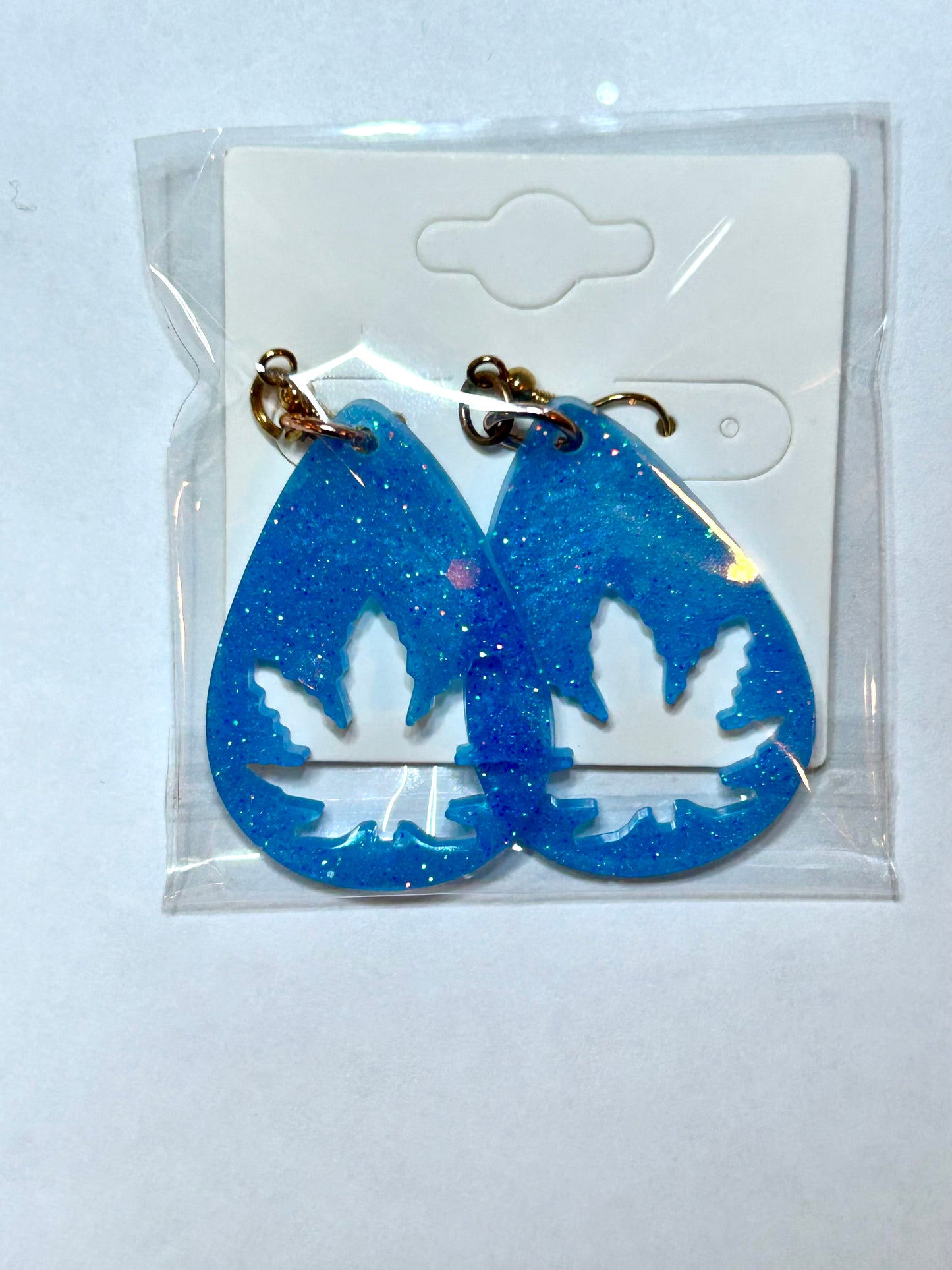 Pretty Leaf Earrings π